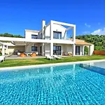 ヴィラ Luxury Ebellina By Posarellivillas *