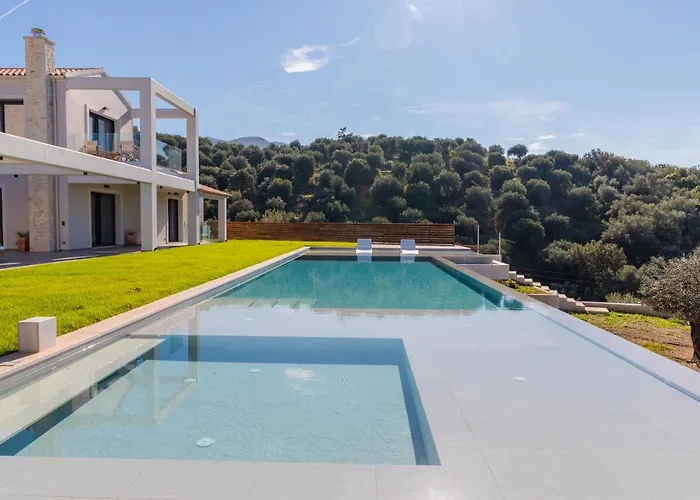 Luxury Ebellina By Posarellivillas *