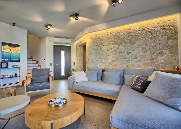 Villa Luxury Ebellina By Posarellivillas *