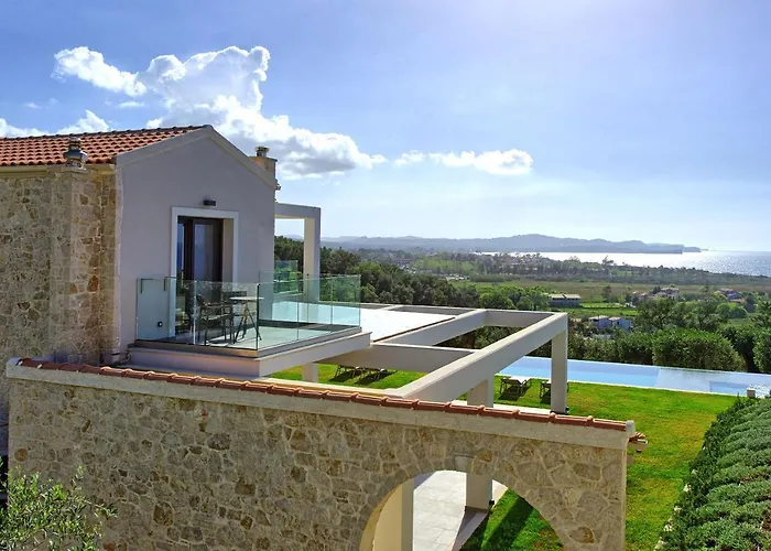 Luxury Ebellina By Posarellivillas Βίλα Αχαράβη